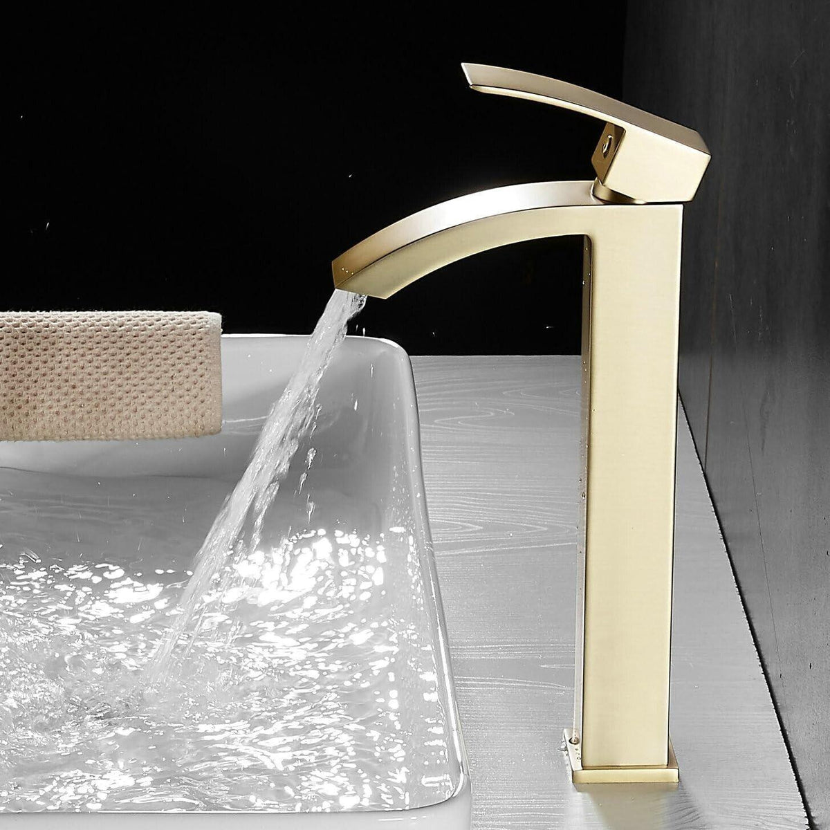 Leekayer Wasserfall-Badezimmer-Schiffswaschbecken-Wasserhahn, Einzelgriff, 1-Loc